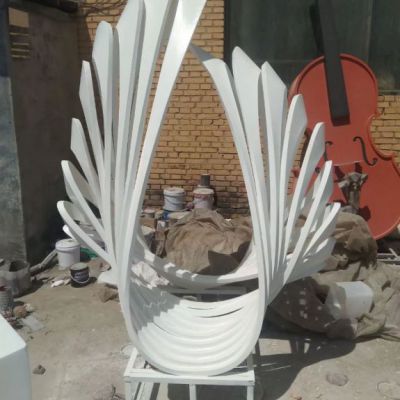 不锈钢凤尾雕塑 园林凤尾雕塑制作厂家 异型凤尾雕塑